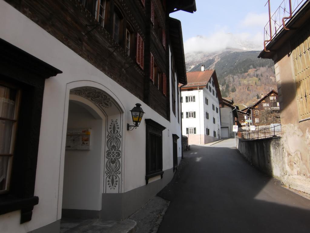 Casa Job - Gasthaus - Sauna, Whirlpool - Trun Exterior foto